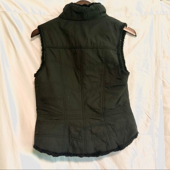 CABI Reversible Vest - Picture 2 of 5